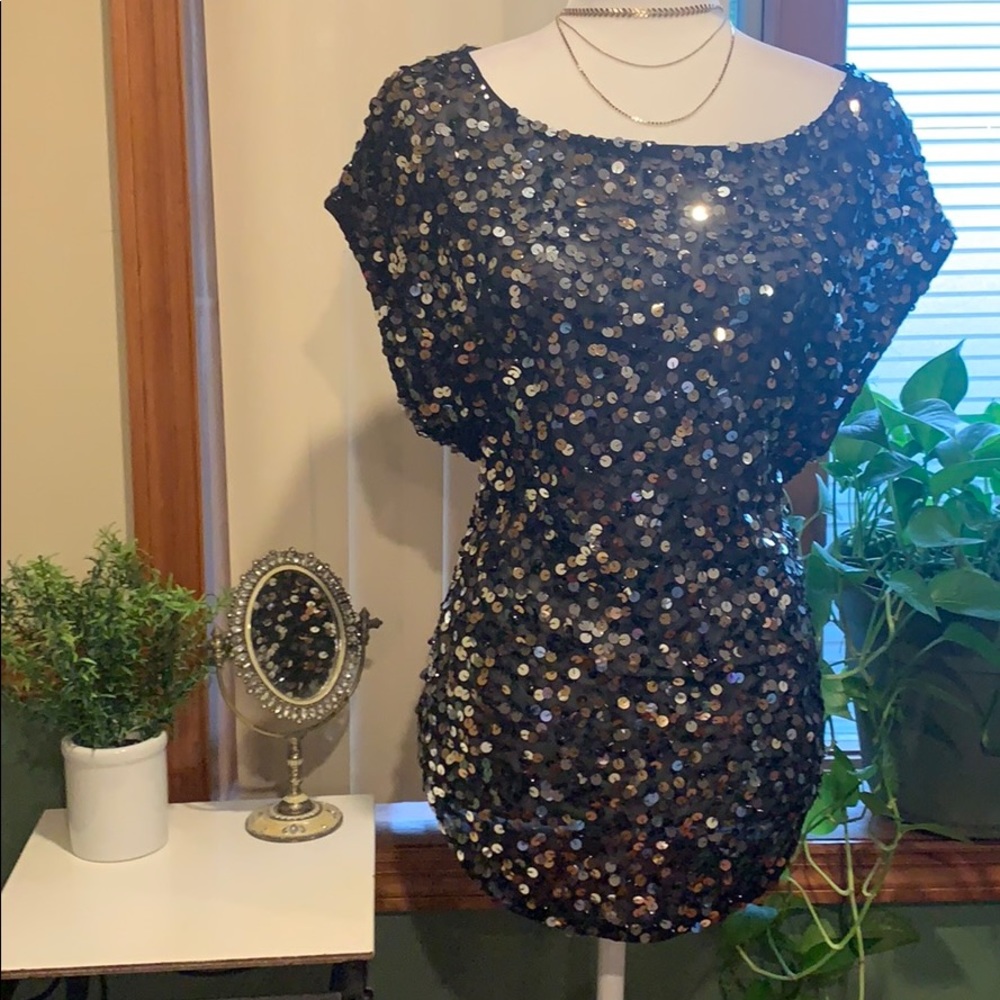 Sequin tunic top